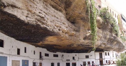 Setenil-de-las-Bodegas